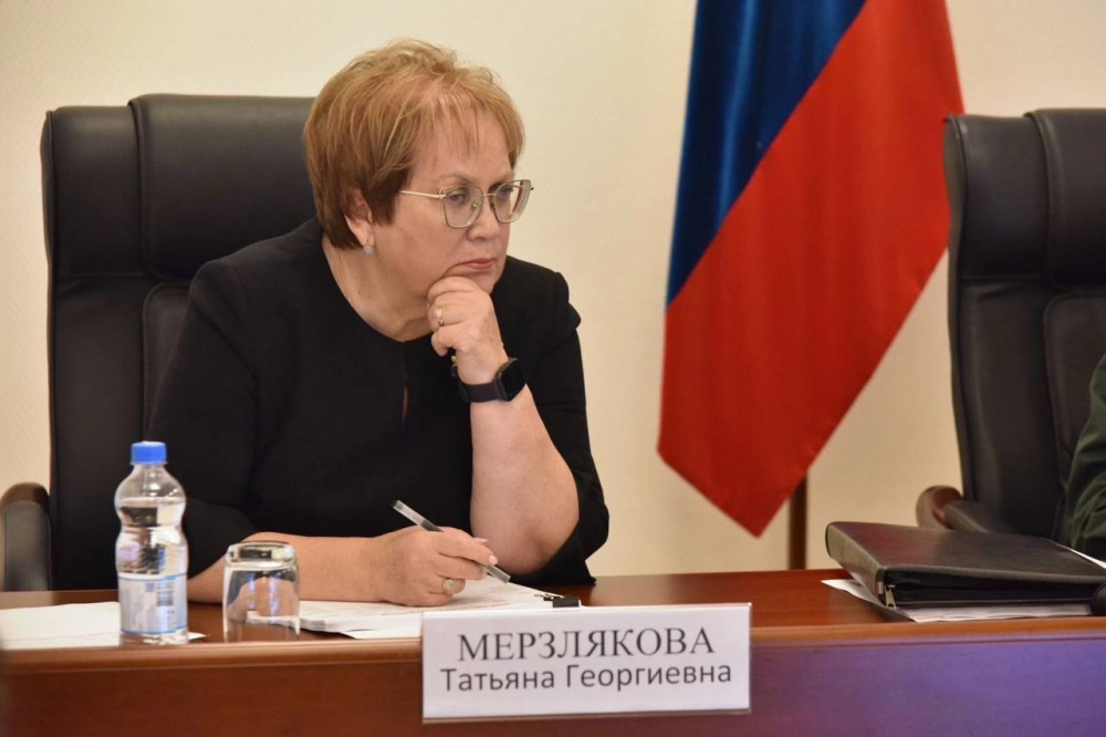 В Свердловской области выступили с предложением продлить школьное обучение для детей мигрантов | На Урале предложили отправлять детей мигрантов в школу с 6 лет