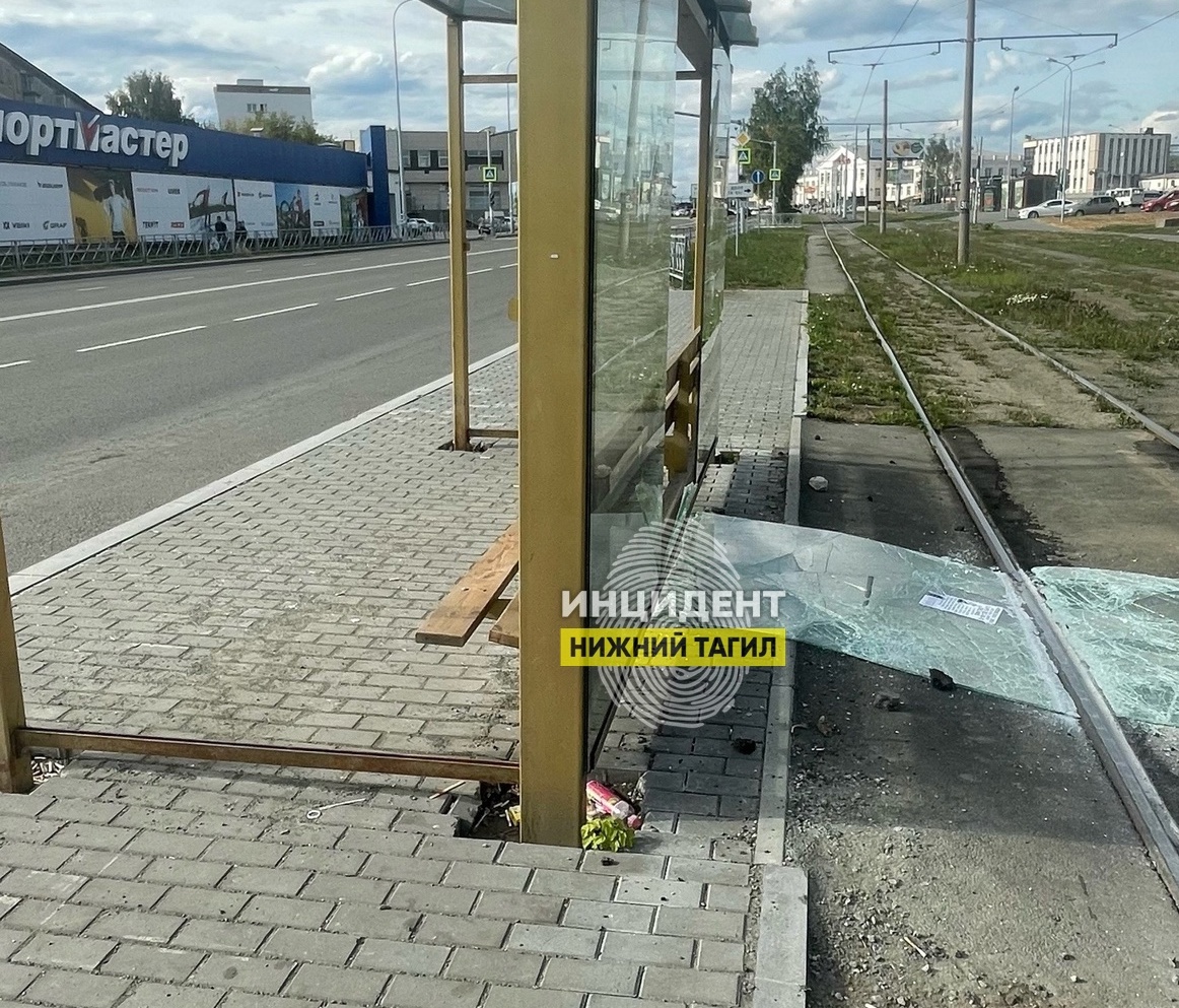 Вандалы разрушили новый остановочный комплекс в Нижнем Тагиле