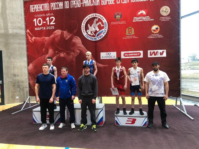 Тагильчанин завоевал бронзу на первенстве России по греко-римской борьбе  | Борец из Нижнего Тагила завоевал бронзу на всероссийском первенстве