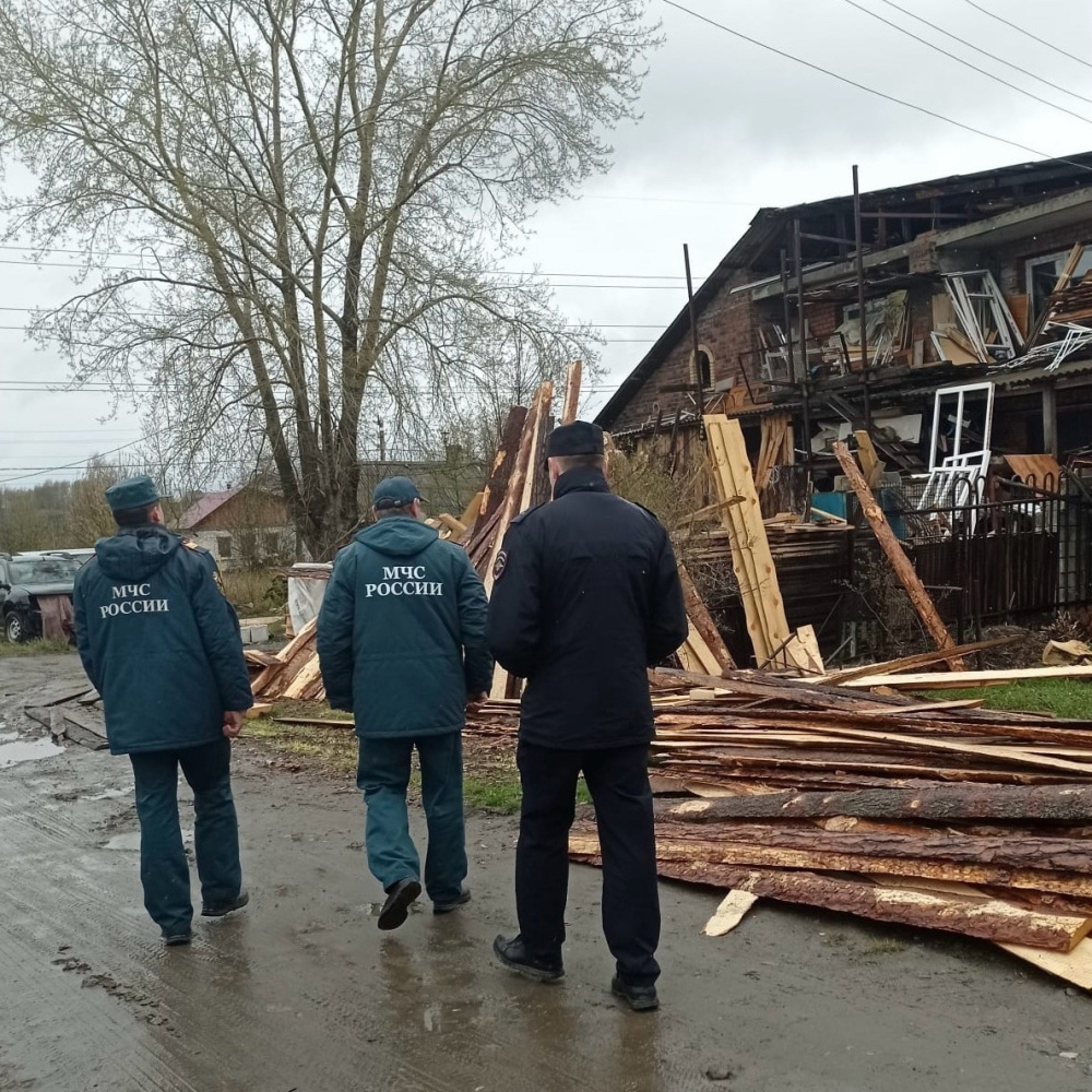 Продолжаются противопожарные рейды в Нижнем Тагиле: десятки нарушений за майские праздники выявлены контрольными группами | Продолжаются противопожарные рейды в Нижнем Тагиле