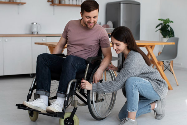 В Нижнем Тагиле рассказали о действующих мерах поддержки для граждан с ограниченными возможностями здоровья  | На Урале рассказали о новых мерах поддержки тагильчан с инвалидностью 