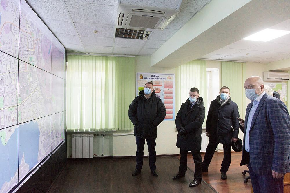 В Нижнем Тагиле установят еще 27 «умных» светофоров. «Зеленая волна» появится на южном въезде, Фестивальной и Восточном шоссе