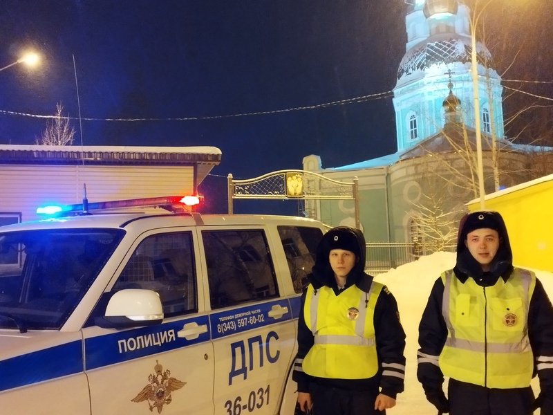 Тысячи прихожан встретили Рождество в храмах Нижнего Тагила