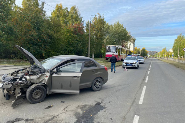 В Нижнем Тагиле в ДТП пострадал 15-летний подросток