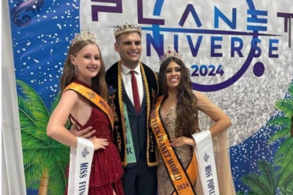 Свердловчанин стал «Мистером Планеты»: 25-летний Александр выиграл в конкурсе красоты в Перу | Уралец завоевал титул «Мистер Планета» на конкурсе красоты в Перу
