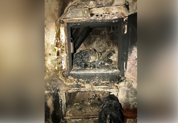 Житель Нижнего Тагила погиб дома из-за загоревшегося ковра