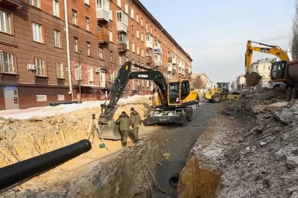 Тагильчанам рассказали, как продвигаются работы на улице Октябрьской революции | На Урале в 2025 году отремонтируют поврежденные дороги и тротуары Тагильчанам рассказали, как продвигаются работы на улице Октябрьской революции | На Урале в 2025 году отремонтируют поврежденные дороги и тротуары