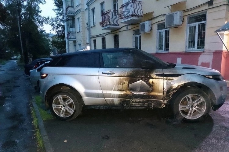 Мужчина в Нижнем Тагиле поджег автомобиль из-за личной неприязни