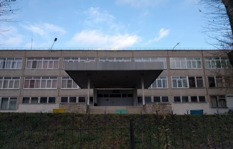 В екатеринбургской школе объяснили, зачем дети учили песню «Я русский» В екатеринбургской школе объяснили, зачем дети учили песню «Я русский»