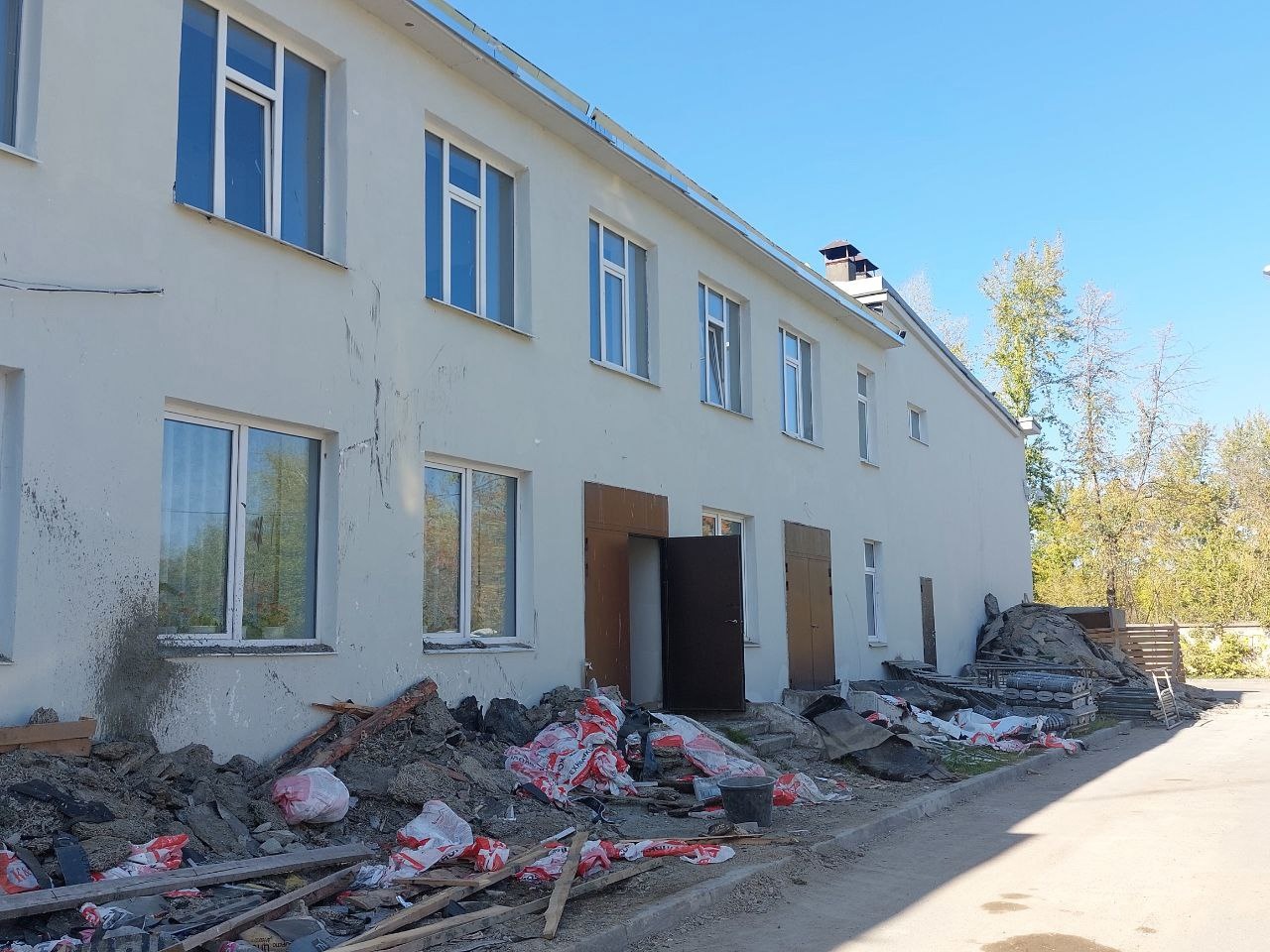 Работы по ремонту кровли ДК «Юбилейный» в Нижнем Тагиле завершатся до 15 октября