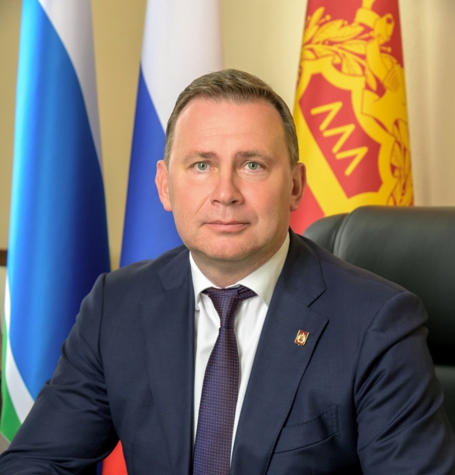 Новые школы, сады и спорткомплекс: глава Нижнего Тагила Владислав Пинаев рассказал педагогам о развитии города и поблагодарил за их труд | Глава Нижнего Тагила Владислав Пинаев поздравил педагогов с Новым годом