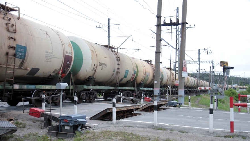 Планируется обновить 219 железнодорожных переездов на Свердловской магистрали в 2023 году для повышения безопасности движения