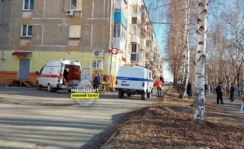 В Нижнем Тагиле 15-летняя девочка потеряла ногу, спускаясь по простыням из окна пятого этажа