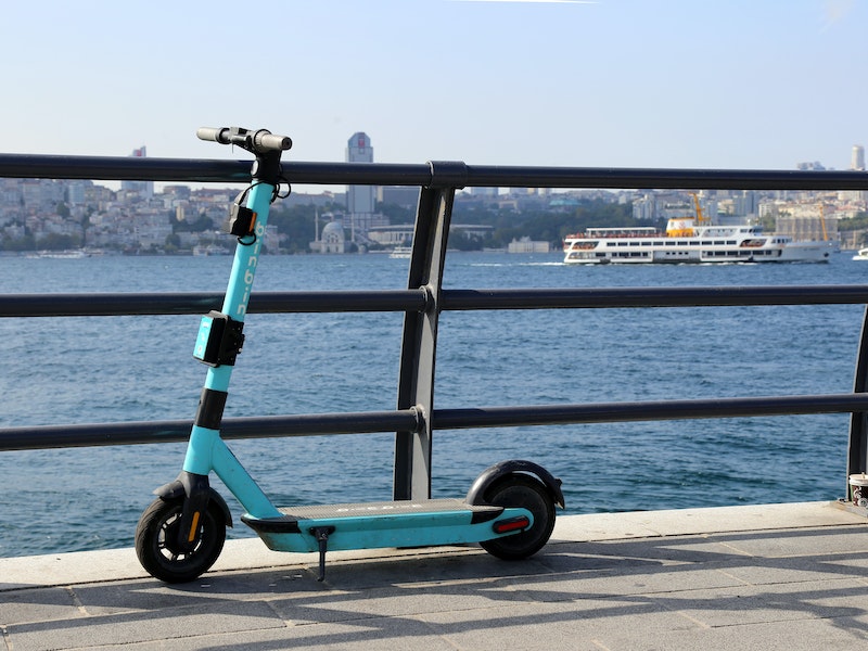 В России могут ввести госномера для электросамокатов