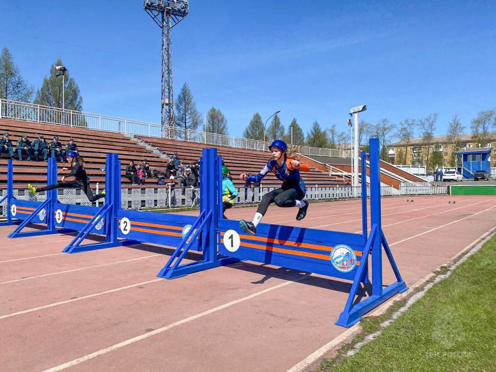 В Нижнем Тагиле стартовали областные соревнования по пожарно-спасательному спорту  | В Нижнем Тагиле стартовали областные соревнования по пожарно-спасательному спорту 
