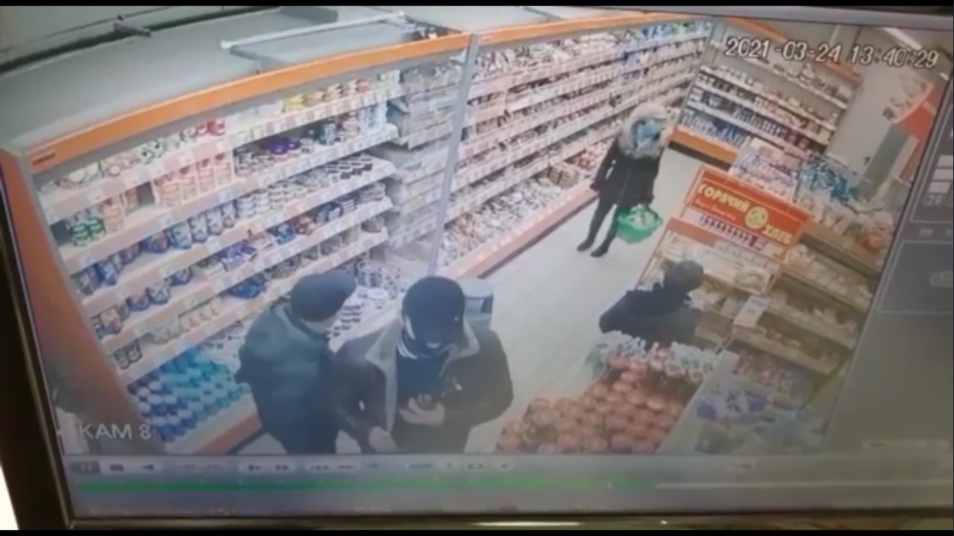 В Нижнем Тагиле сотрудники полиции оперативно задержали подозреваемого в грабеже