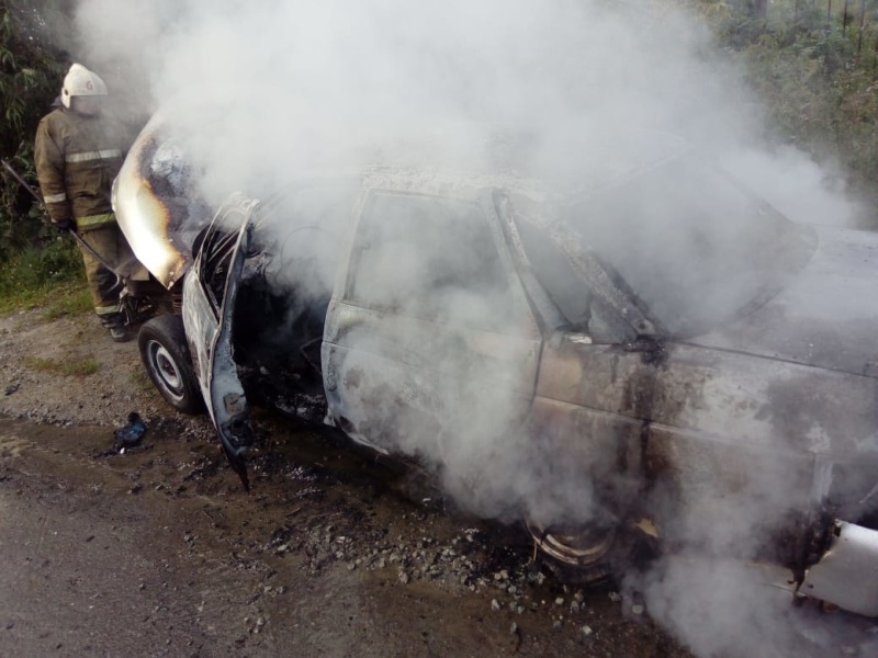 В Нижнем Тагиле сгорела иномарка