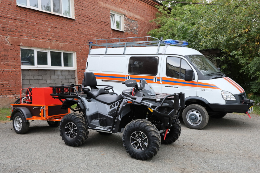 В Нижнем Тагиле парк центра защиты населения пополнили новой техникой | На Урале для спасателей приобрели новую технику