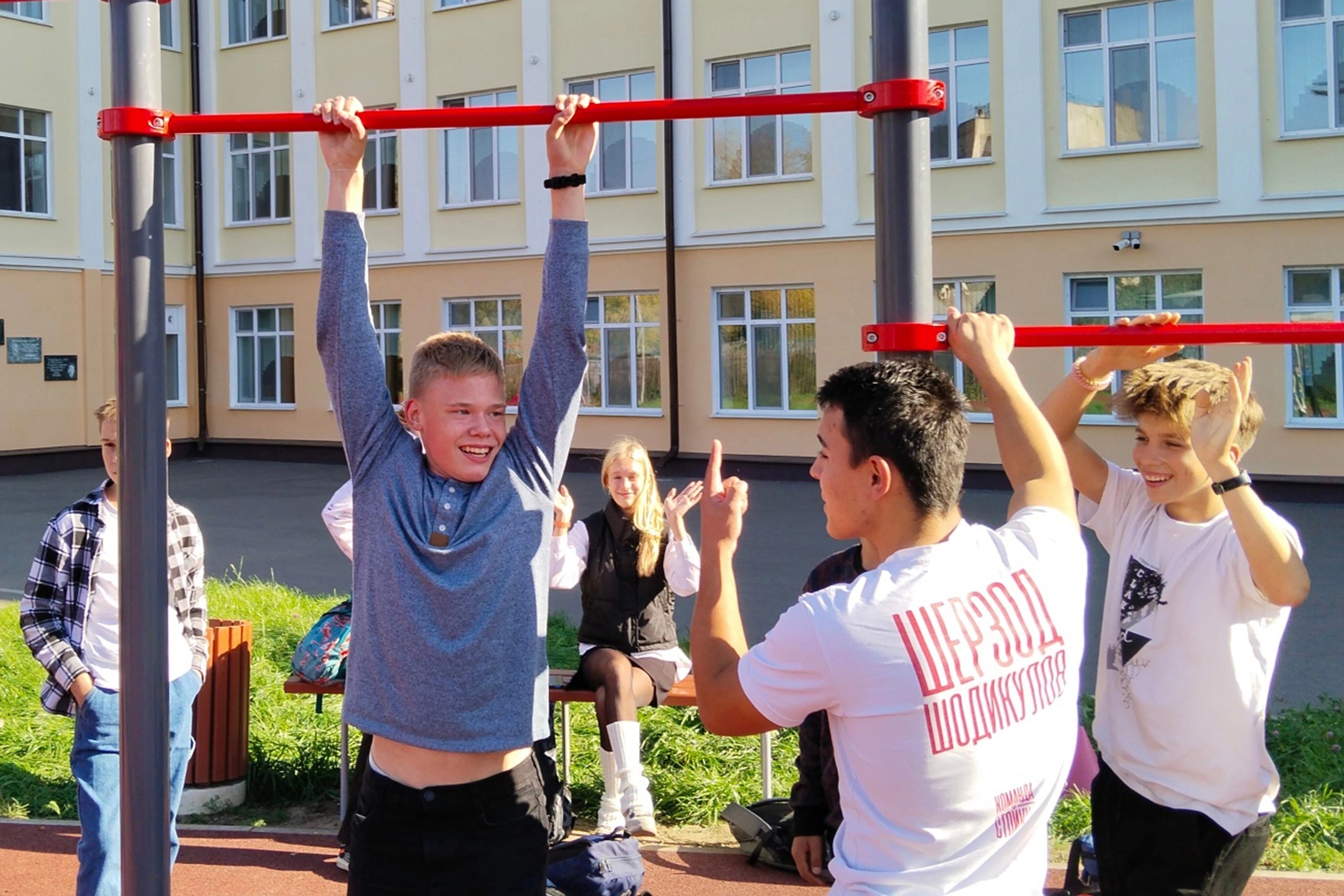 Спорт в Нижнем Тагиле: Мастер-классы и атлетические представления в рамках проекта "Спорт рядом"