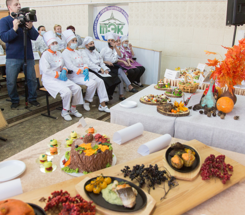 В Нижнем Тагиле состоялся конкурс профессионального мастерства среди поваров