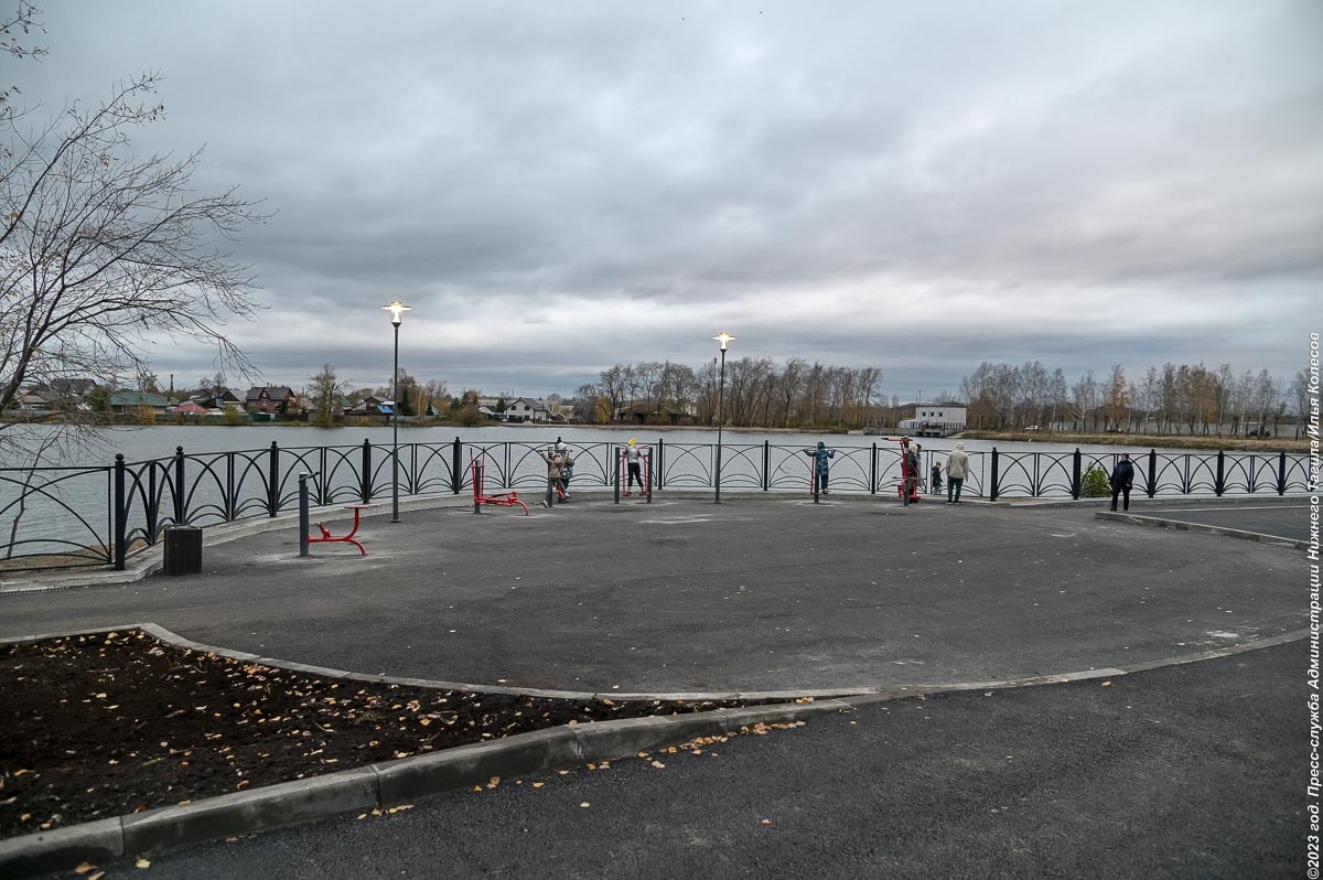 Сквер для всех: Микрорайон ВМЗ в Нижнем Тагиле преобразился с учетом пожеланий жителей