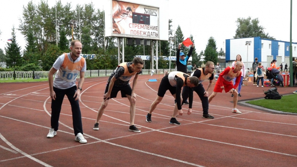 В Нижнем Тагиле на «Уралвагонзаводе» более 600 заводчан приняли участие в соревнованиях | На Урале работники нижнетагильского завода приняли участие в соревнованиях В Нижнем Тагиле на «Уралвагонзаводе» более 600 заводчан приняли участие в соревнованиях | На Урале работники нижнетагильского завода приняли участие в соревнованиях