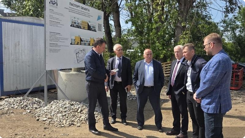 Как в Нижнем Тагиле идут строительство и капитальные ремонты социальных объектов: подробности | На Урале продолжается строительство и ремонт социальных объектов Как в Нижнем Тагиле идут строительство и капитальные ремонты социальных объектов: подробности | На Урале продолжается строительство и ремонт социальных объектов