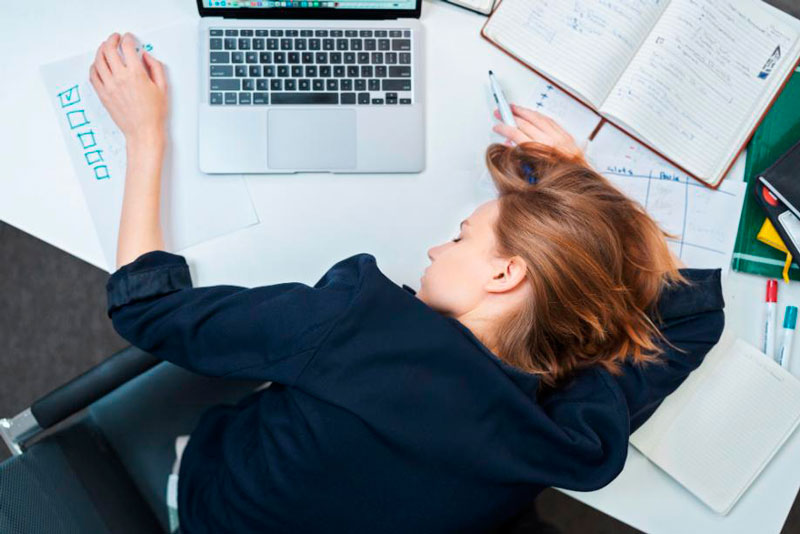 Почему 1 января нельзя работать и выносить мусор? Народные приметы и запреты на первый день года | Православные 1 января отмечают день святого мученика Вонифатия