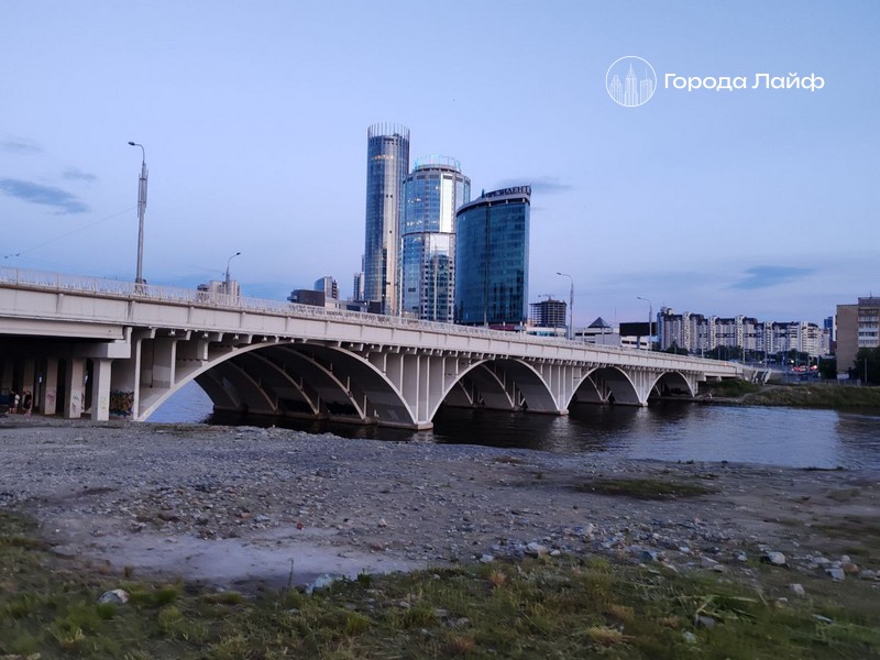 День города Екатеринбурга 16 августа 2025: программа мероприятий, перекрытия улиц, ограничения и транспорт | Как Екатеринбург отпразднует День города: концерты, салют и бесплатный транспорт