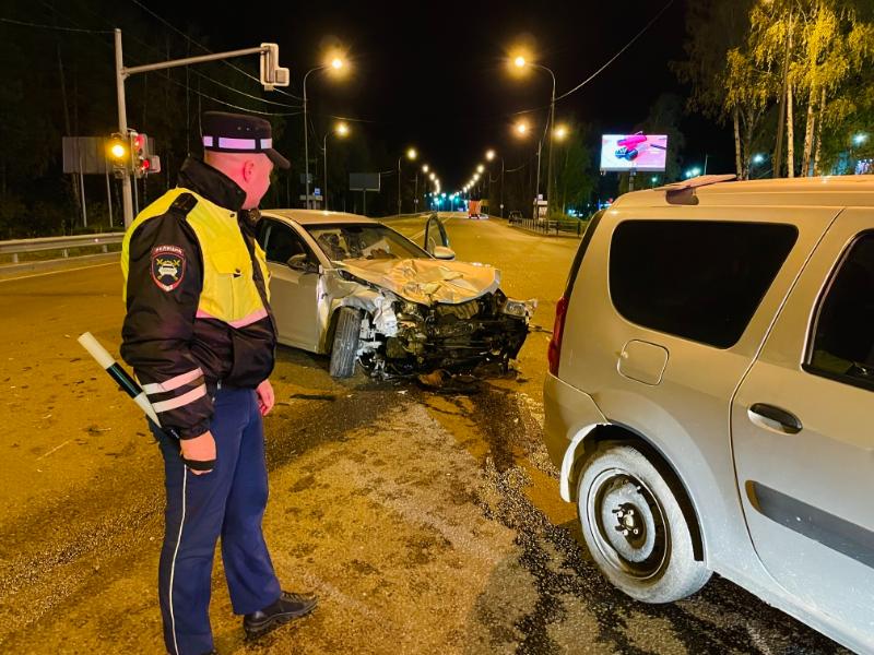 В Нижнем Тагиле произошло ДТП со смертельным исходом | В Свердловской области произошла смертельная авария