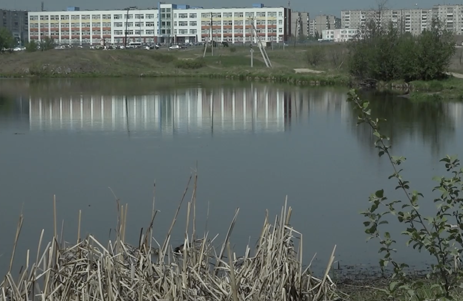 Тагильские водолазы борются с загрязнением городских водоемов