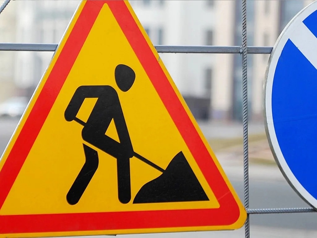 Сегодня будет ограничено движение на трассе Р-242 Пермь-Екатеринбург: из-за демонтажа балки пролетного строения над железнодорожными путями