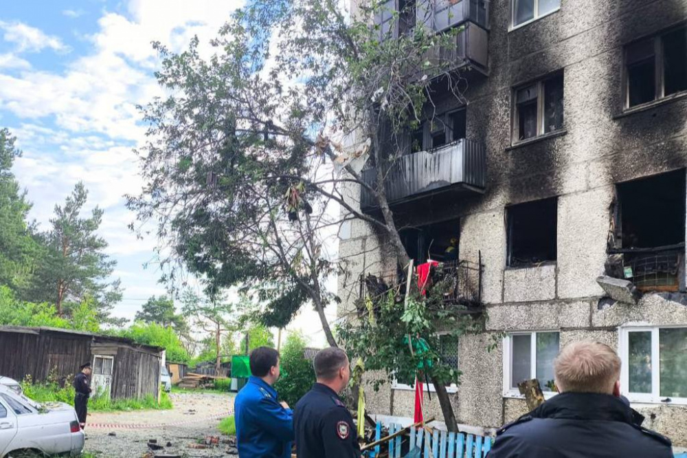 «Электричество им отключили»: стало известно, кто погиб от взрыва газового баллона в Свердловской области | Стало известно, кем были погибшие в ЧП, произошедшем на Урале 26 июня 