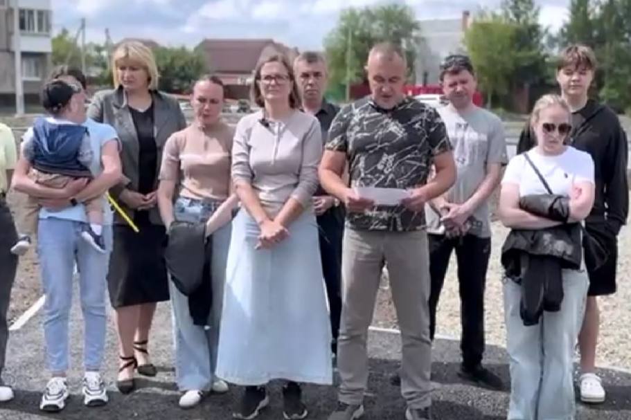 Тагильчане вновь обратились к Бастрыкину: жильцы обрушившегося в 2024 году дома защищают свою соседку | Уральцы заступились за женщину, подозреваемую по делу об обрушении жилого дома