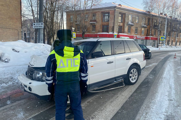 В Нижнем Тагиле пьяный водитель устроил массовое ДТП, в котором пострадал ребенок