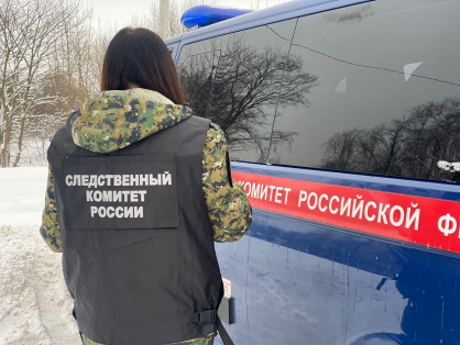 Силовики прокомментировали ситуацию с двумя детьми, прожившими три дня с мертвыми родителями