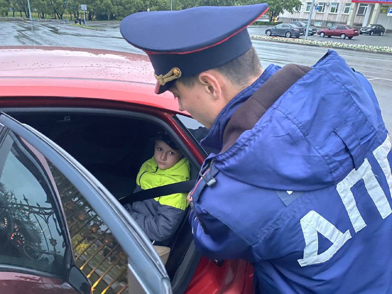 Госавтоинспекция Нижнего Тагила напоминает о безопасности при перевозке детей-пассажиров