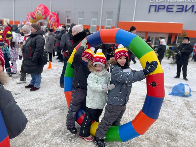 В Нижнем Тагиле состоялся спортивный праздник, охвативший более 600 участников | НТМК организовал спортивный праздник для 600 тагильчан