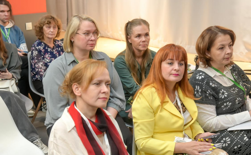 В Нижнем Тагиле открылись Худояровские чтения: как сохраняют уральские художественные промыслы | В Нижнем Тагиле стартовала конференция о художественных промыслах