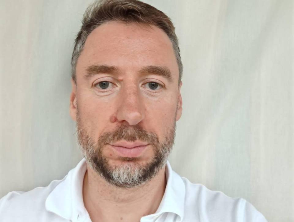 «Против меня развязали информационную войну»: Бакальчук обвинил новых владельцев Wildberries | Муж основательницы Wildberries заявил, что против него ведут информационную войну