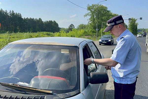 ГИБДД Нижнего Тагила проводит рейд для борьбы с грубыми нарушениями ПДД ГИБДД Нижнего Тагила проводит рейд для борьбы с грубыми нарушениями ПДД