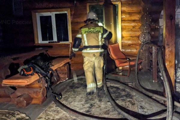 Субботним вечером в Нижнем Тагиле сгорела частная баня