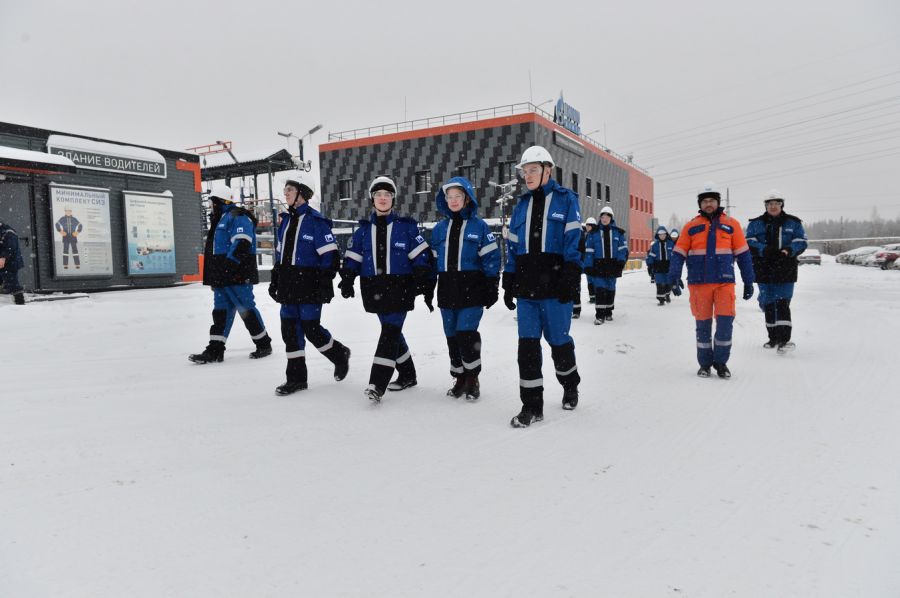 Студенты технических специальностей посетили топливный терминал «Газпром нефти» в Нижнем Тагиле