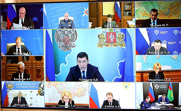 Свердловский губернатор созвонился с Путиным и попросил денег