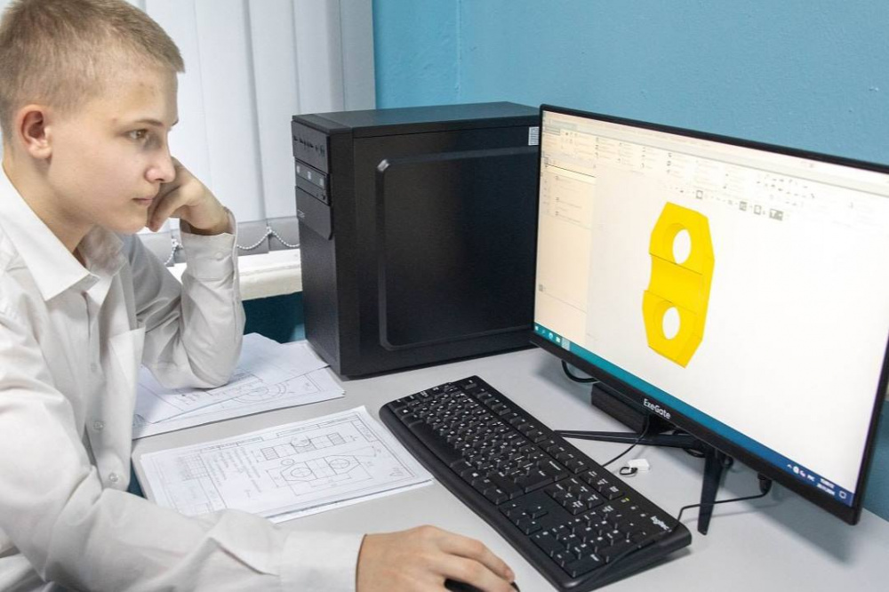 В Нижнем Тагиле открылась мастерская цифровых технологий для школьников | На Урале школьники смогут заниматься в мастерской цифровых технологий