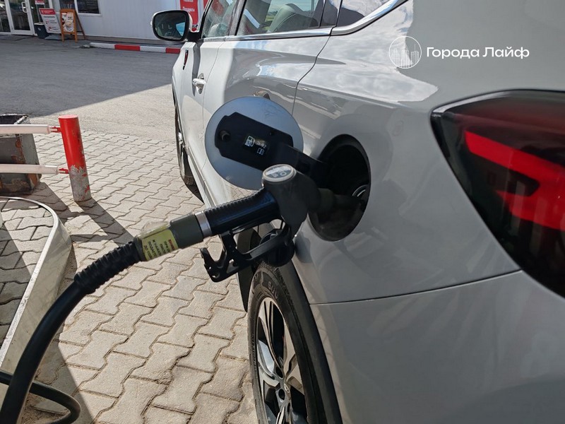 Почти 70 рублей за литр: цены на топливо в Екатеринбурге бьют новые рекорды | В Екатеринбурге подорожали бензин и дизель