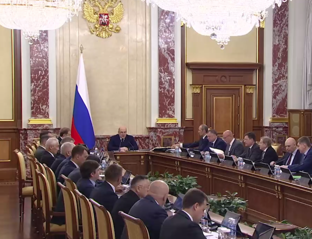 Михаил Мишустин провел первое заседание правительства в обновленном составе  | Михаил Мишустин руководит первым заседанием правительства в новом составе