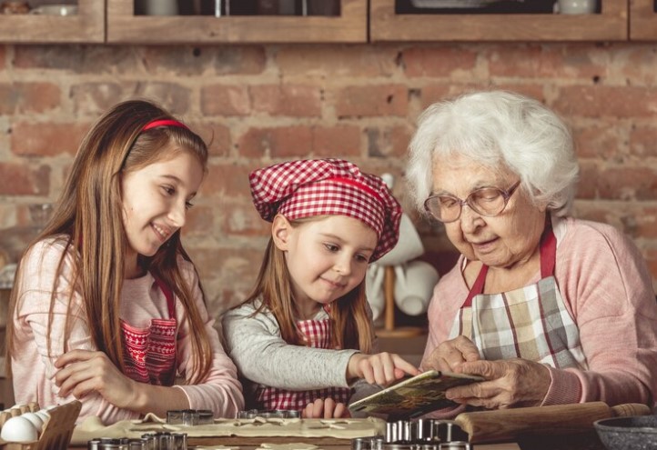 Население Нижнего Тагила продолжит сокращаться: прогноз на 2028 год показывает снижение до 323,7 тыс. человек | Численность населения Нижнего Тагила продолжит сокращаться Население Нижнего Тагила продолжит сокращаться: прогноз на 2028 год показывает снижение до 323,7 тыс. человек | Численность населения Нижнего Тагила продолжит сокращаться