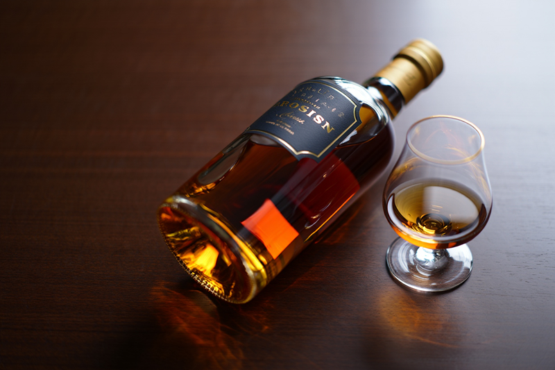 16-летний тагильчанин задержан за распитие алкоголя на железнодорожном вокзале | Подросток задержан за распитие спиртного на вокзале Нижнего Тагила