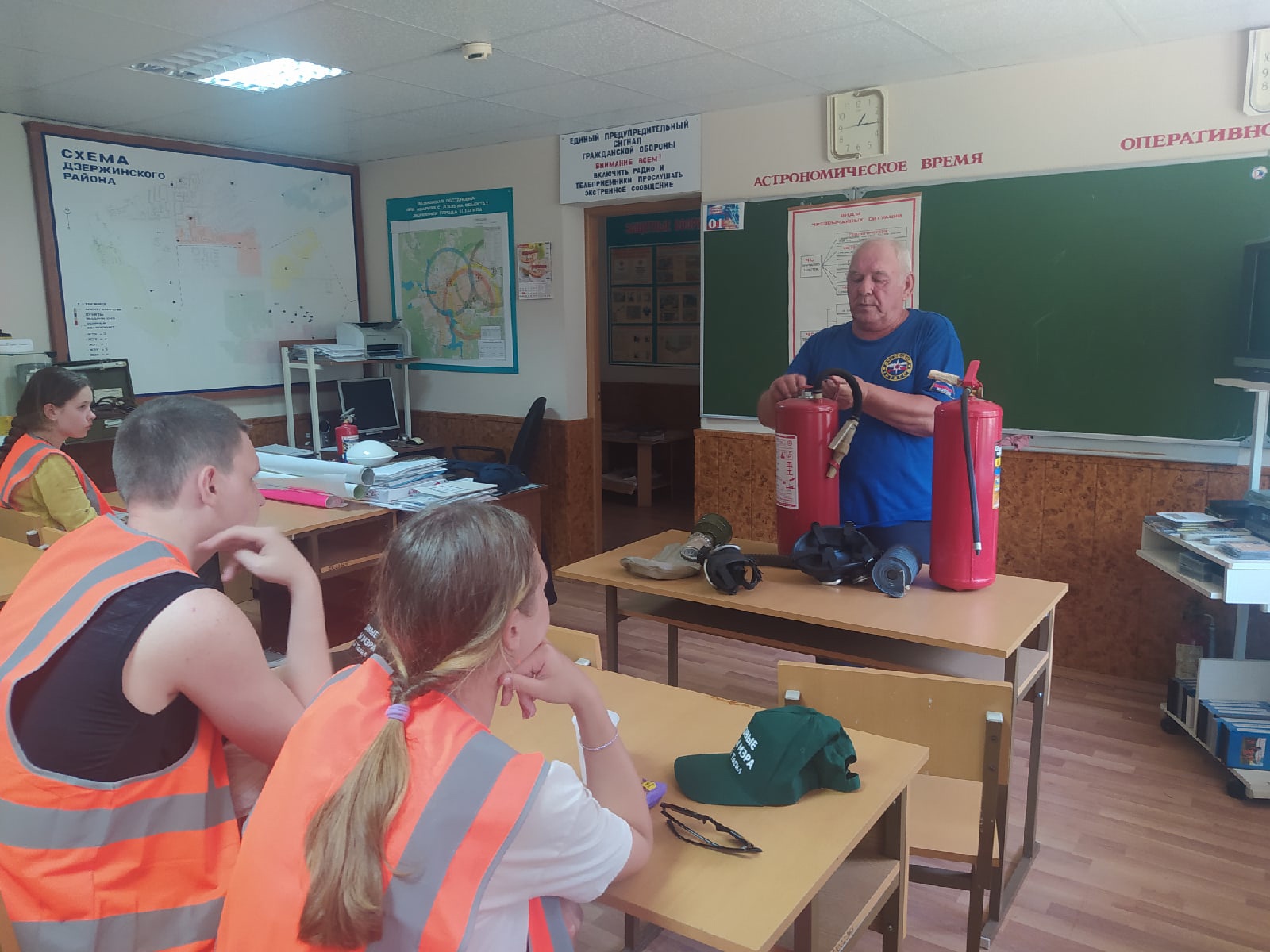 В Нижнем Тагиле проводится подготовка населения в области гражданской обороны, защиты от чрезвычайных ситуаций и пожарной безопасности